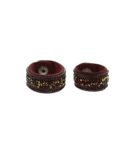Donkerrode scarvelets met studs en strass steentjes