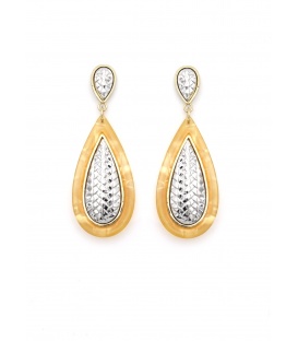 Bruine oorhangers met zilverkleurige inleg en zigzag patroon