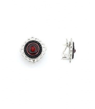 Oorclips in vierkant design met rode accenten